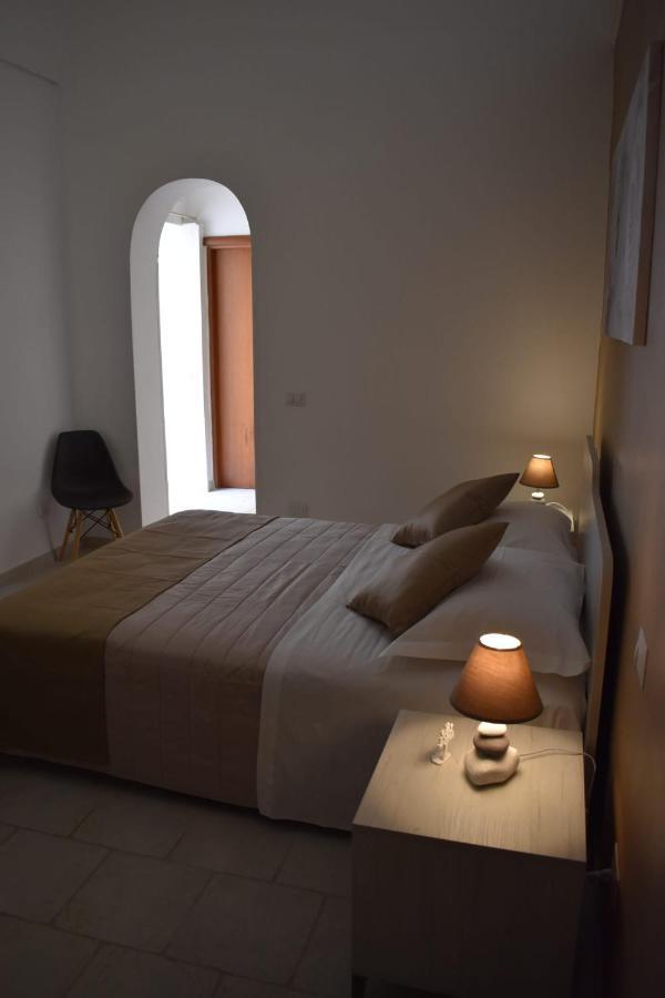 Samele Bed And Breakfast เลชเช ภายนอก รูปภาพ