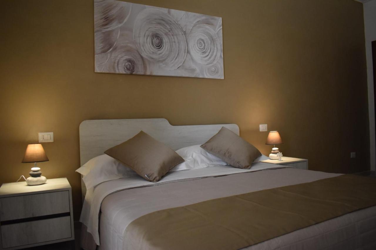 Samele Bed And Breakfast เลชเช ภายนอก รูปภาพ