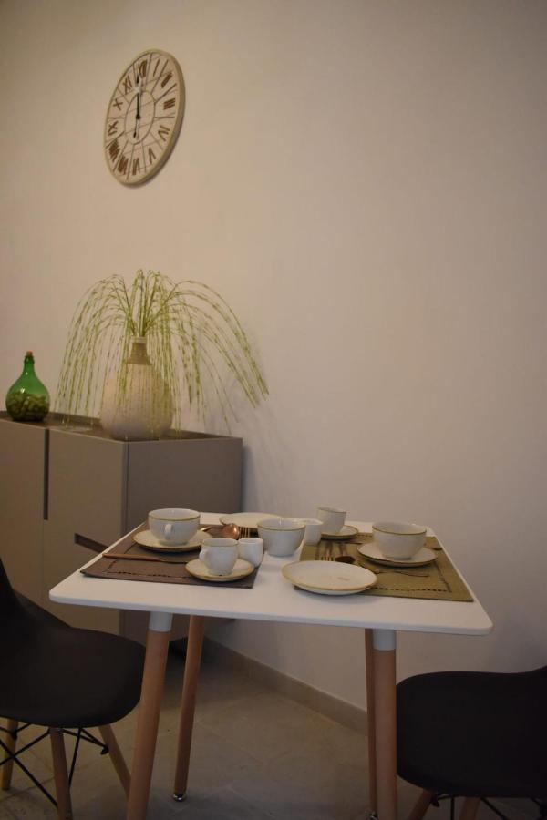 Samele Bed And Breakfast เลชเช ภายนอก รูปภาพ
